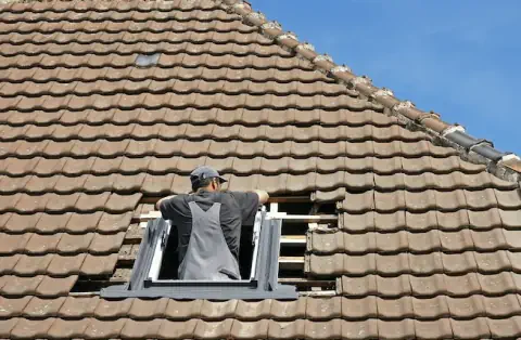 Pose de velux - Castelsagrat